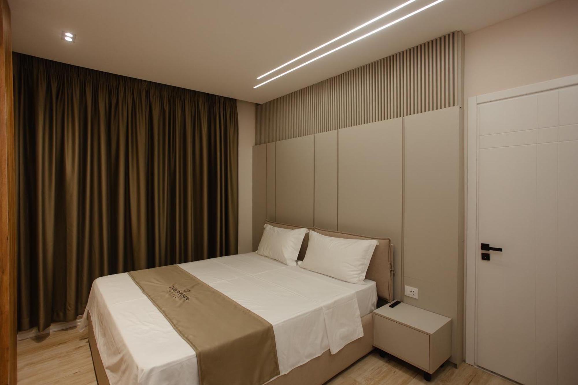 Downtown Hotel Shkodër Eksteriør bilde